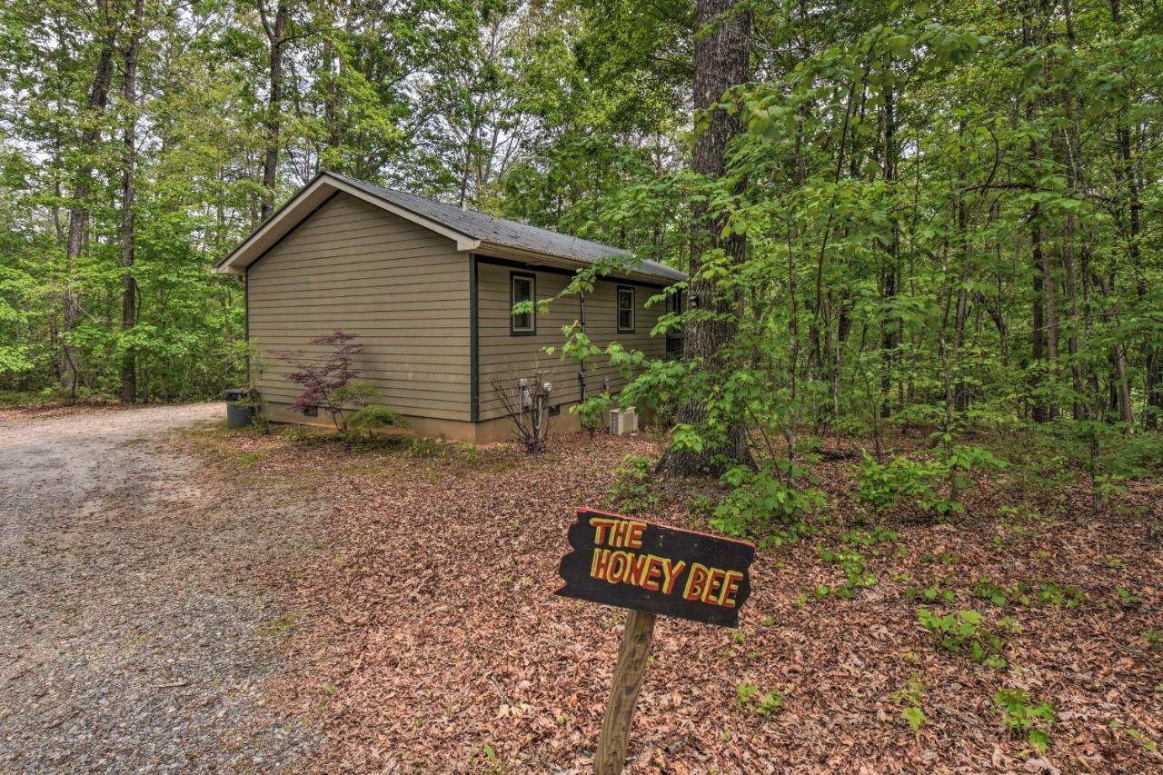 The Honeybee Cabin With Private Porch And Hot Tub Clarkesville Luaran gambar
