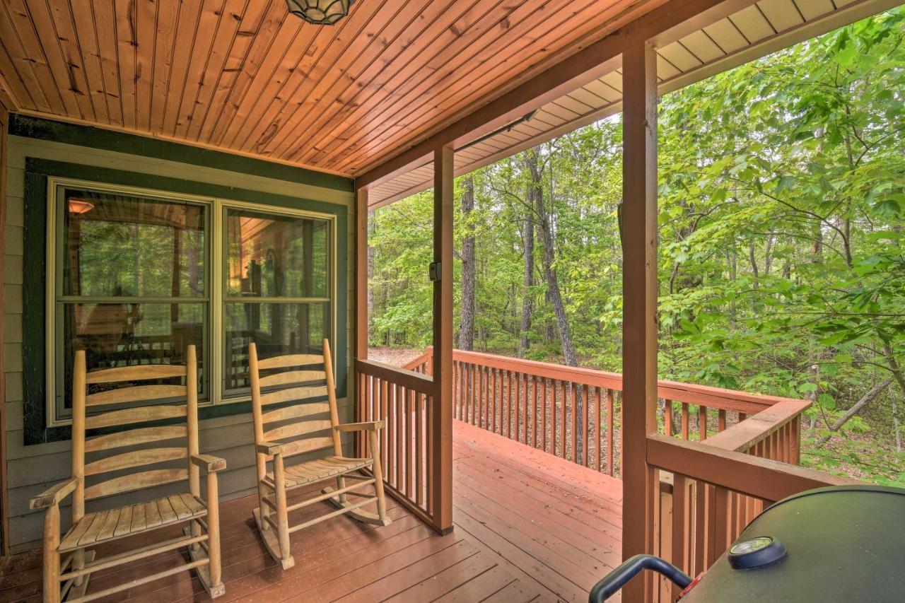 The Honeybee Cabin With Private Porch And Hot Tub Clarkesville Luaran gambar