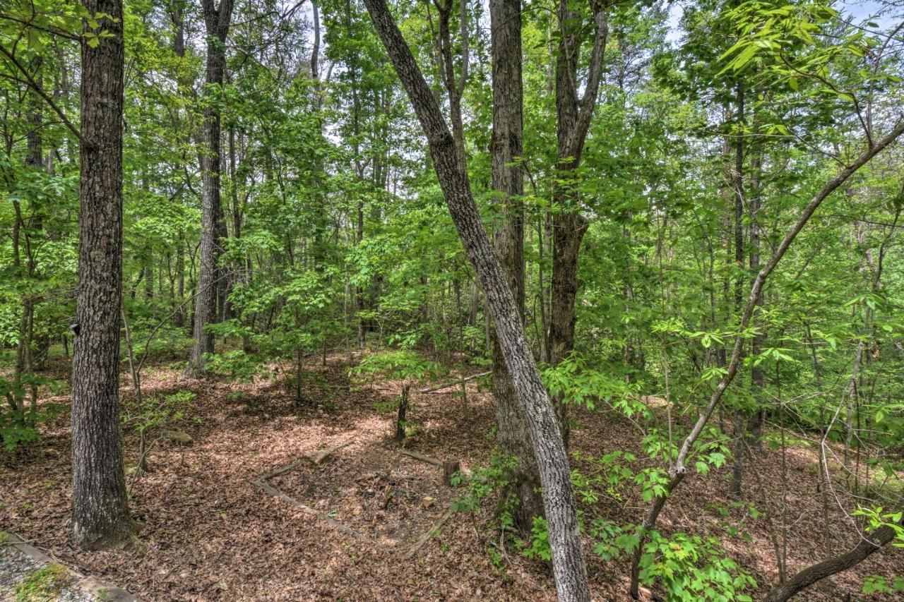 The Honeybee Cabin With Private Porch And Hot Tub Clarkesville Luaran gambar