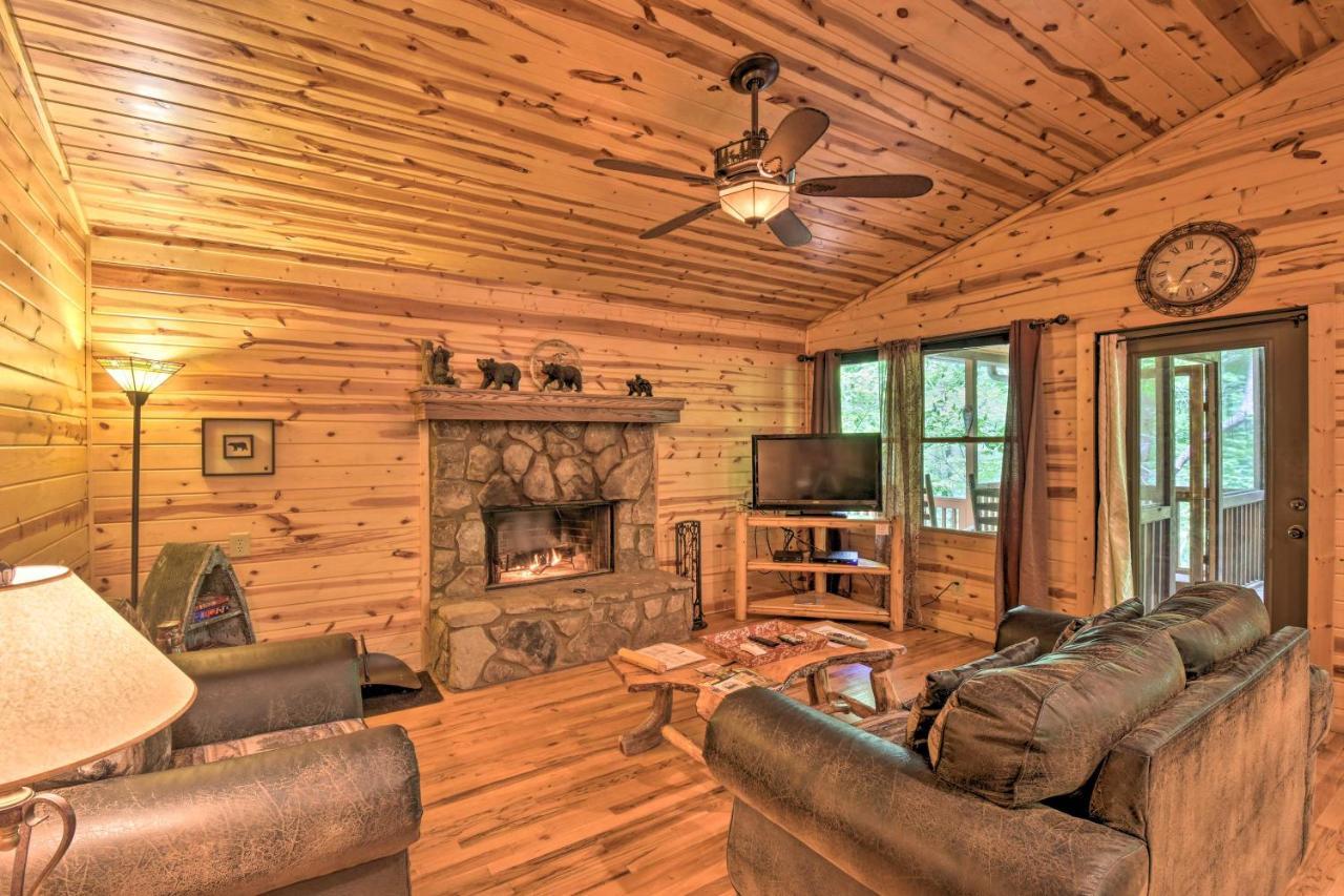 The Honeybee Cabin With Private Porch And Hot Tub Clarkesville Luaran gambar